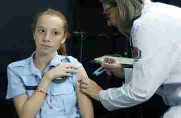 Governo do Paraná reforça campanha de vacinação contra gripe nas escolas estaduais